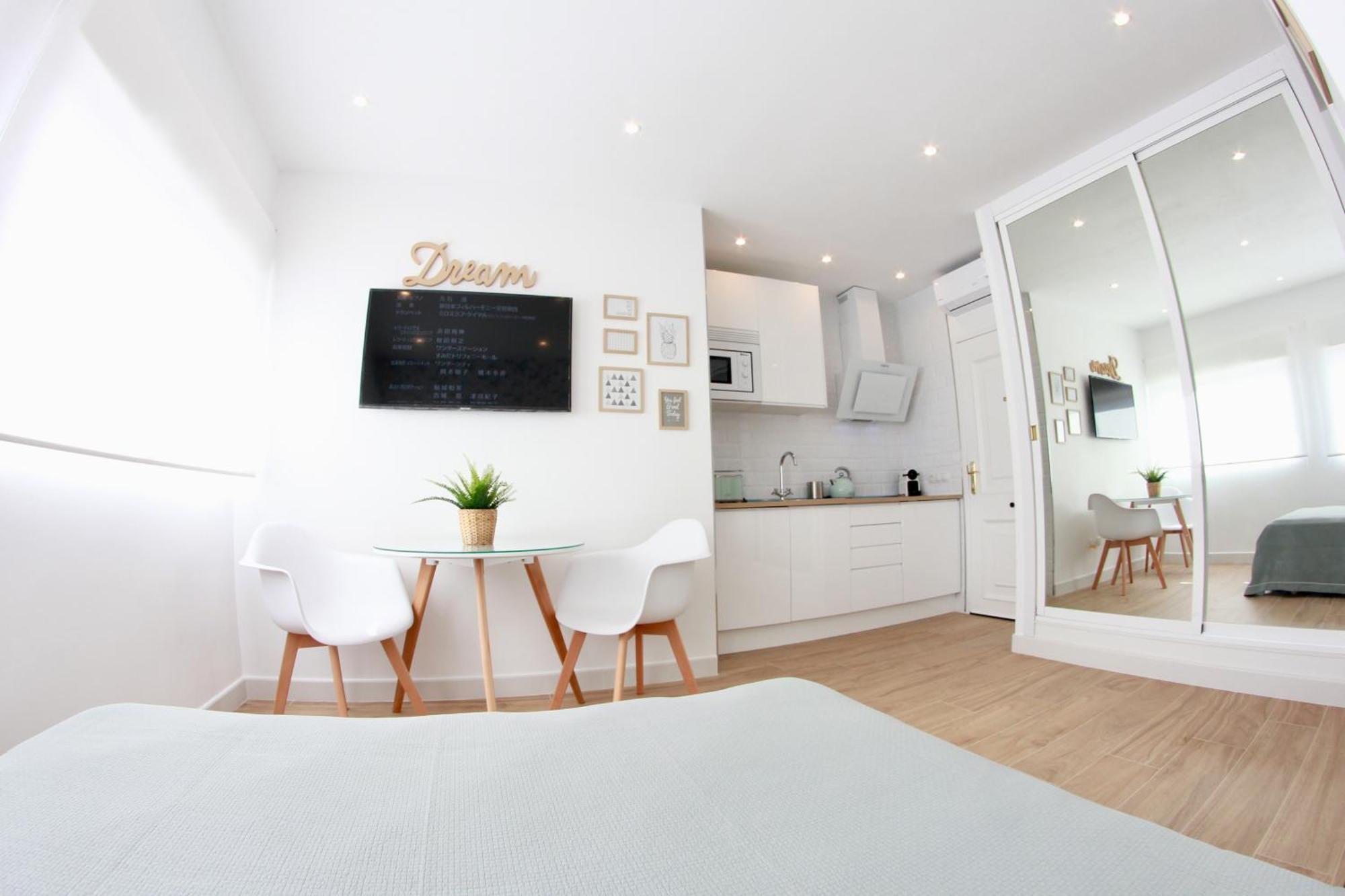 25m² Studio-apartment, 1 Eigene * Torremolinos